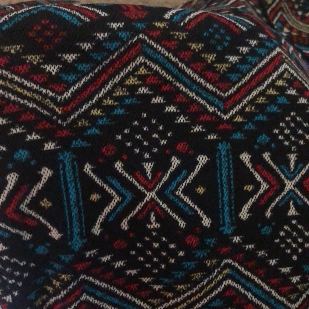Colorful Aztec Pattern Blouse - Picture 2 of 3